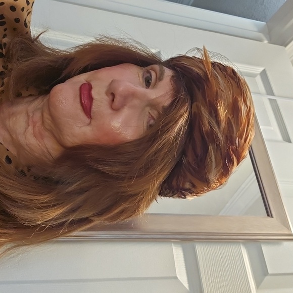 Valerie Modes Unique Feathered, Meshed Toque or Pill Box Hat - Picture 6 of 12